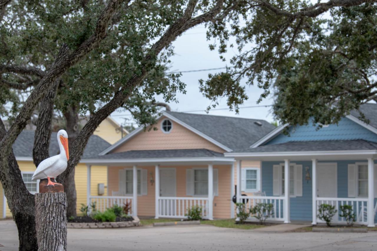 D&R Pelican Bay Resort Rockport Exterior photo