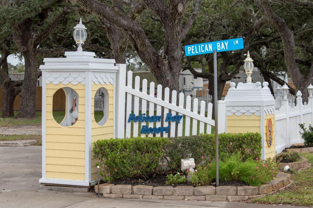 D&R Pelican Bay Resort Rockport Exterior photo